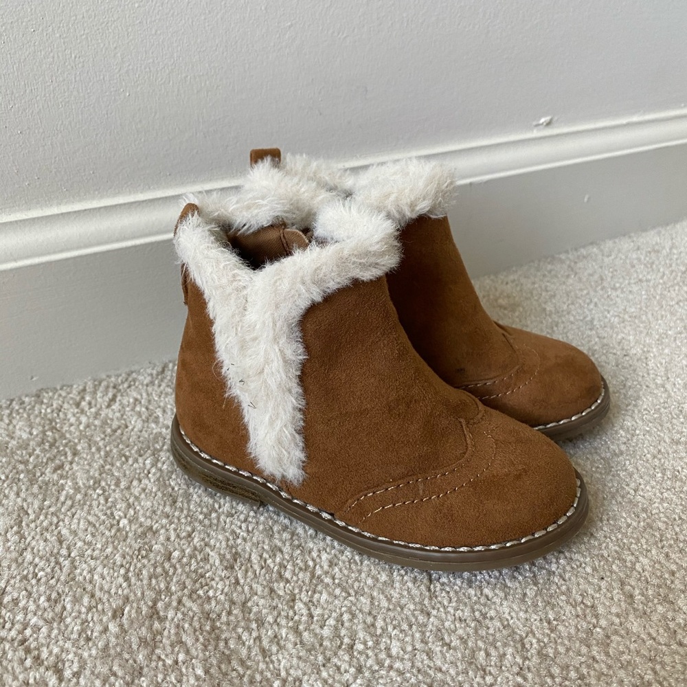 Gap Fur lined Boots